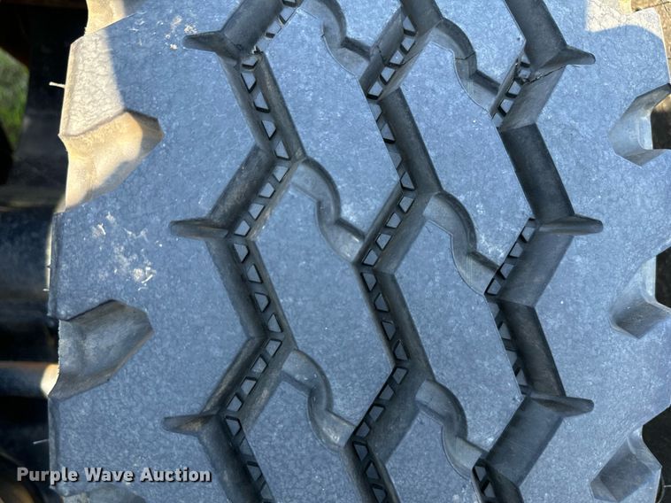 image for item IE9106 2002 Scona Jeep