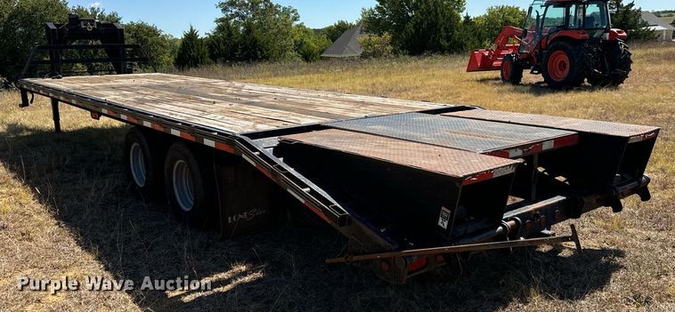 image for item IE9136 2015 Lone Star Trailer equipment trailer