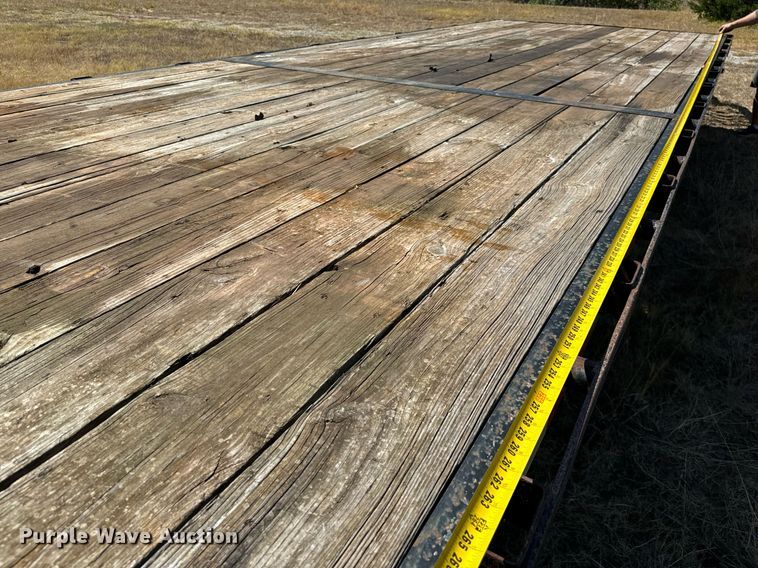 image for item IE9136 2015 Lone Star Trailer equipment trailer