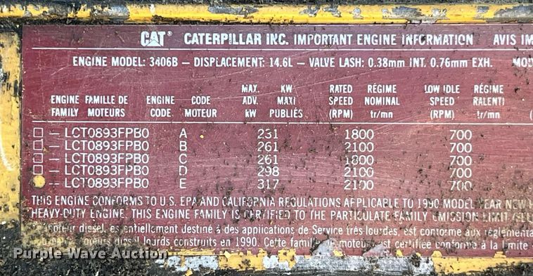 image for item LC9202 1992 International  9400 semi truck