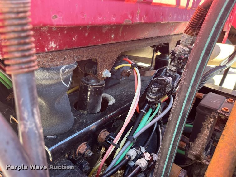 image for item LC9204 2005 Sterling AT9500 semi truck