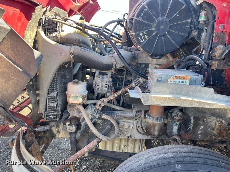 image for item LC9204 2005 Sterling AT9500 semi truck