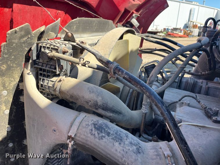 image for item LC9204 2005 Sterling AT9500 semi truck