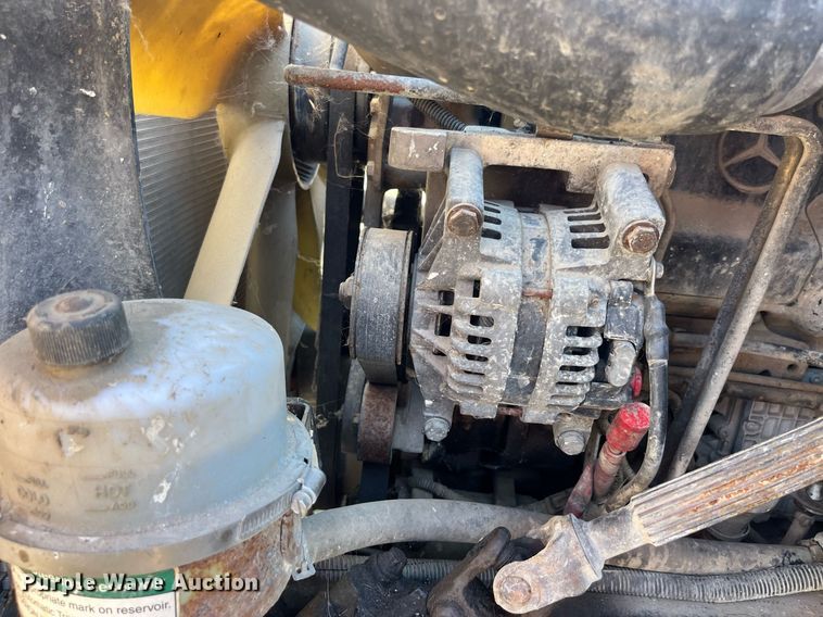 image for item LC9205 2005 Sterling AT9500 semi truck