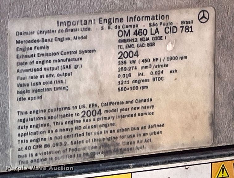 image for item LC9205 2005 Sterling AT9500 semi truck