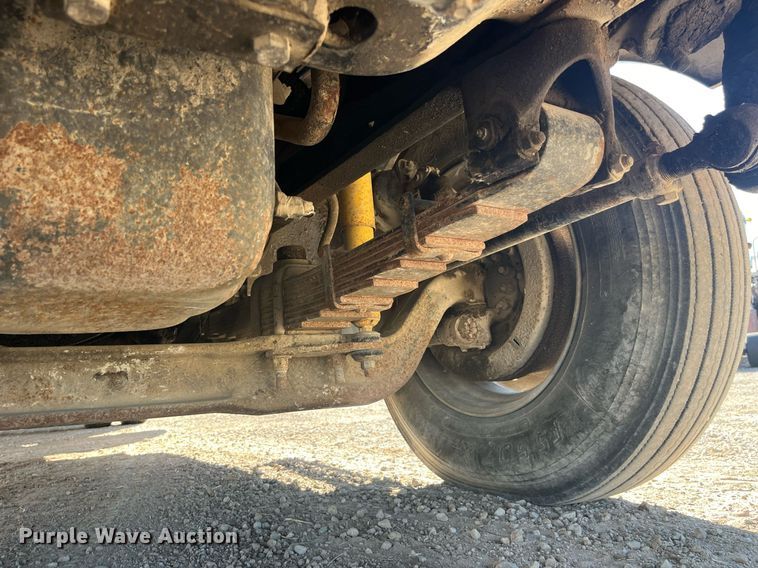 image for item LC9212 1997 Volvo WIA semi truck