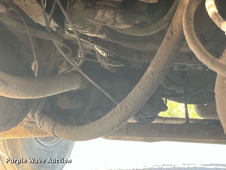 image for item LC9212 1997 Volvo WIA semi truck