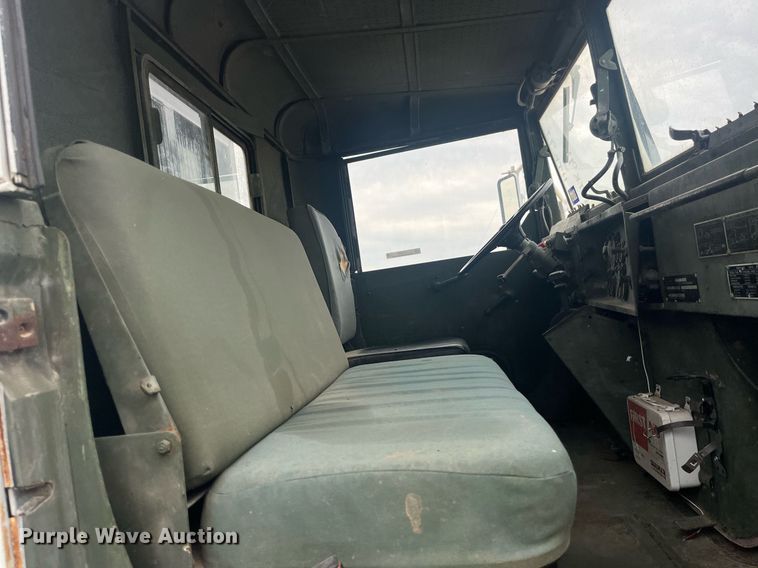 image for item LC9220 2002 American General MP3 semi truck