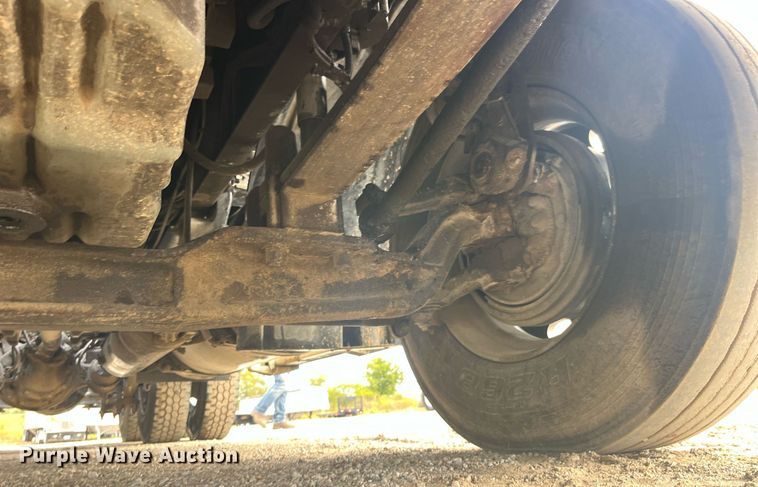 image for item LC9223 2006 Freightliner  Columbia semi truck