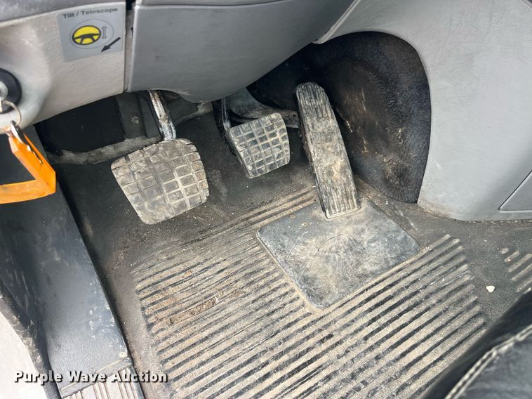 image for item LC9223 2006 Freightliner  Columbia semi truck