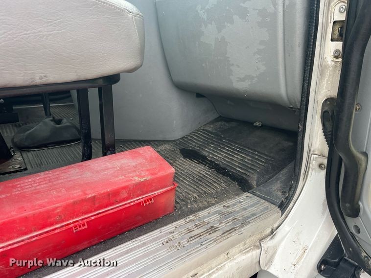 image for item LC9223 2006 Freightliner  Columbia semi truck