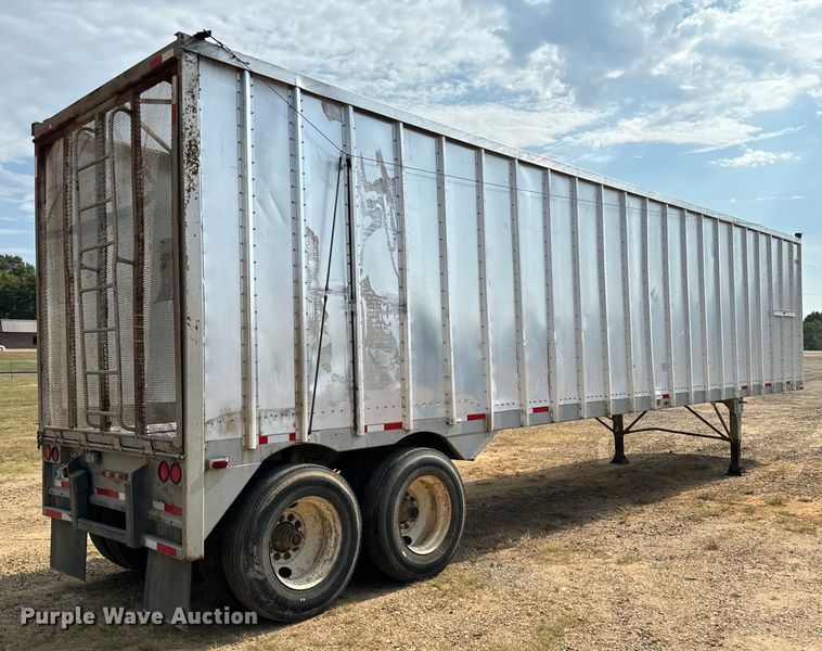 image for item NQ9755 1988 Peerless Refuse trailer