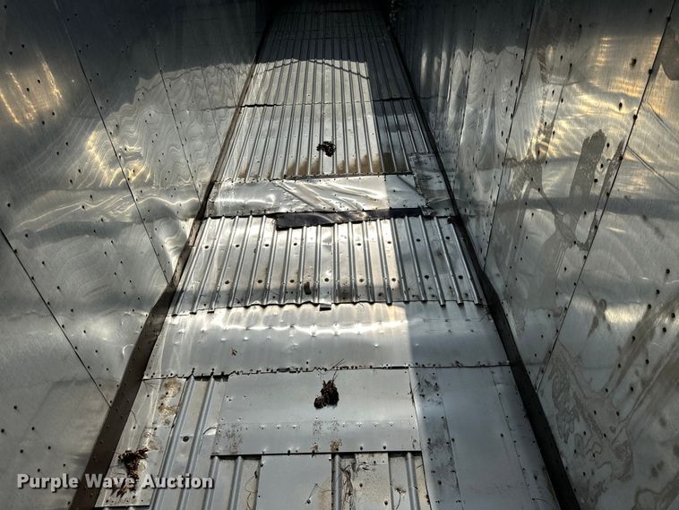 image for item NQ9755 1988 Peerless Refuse trailer