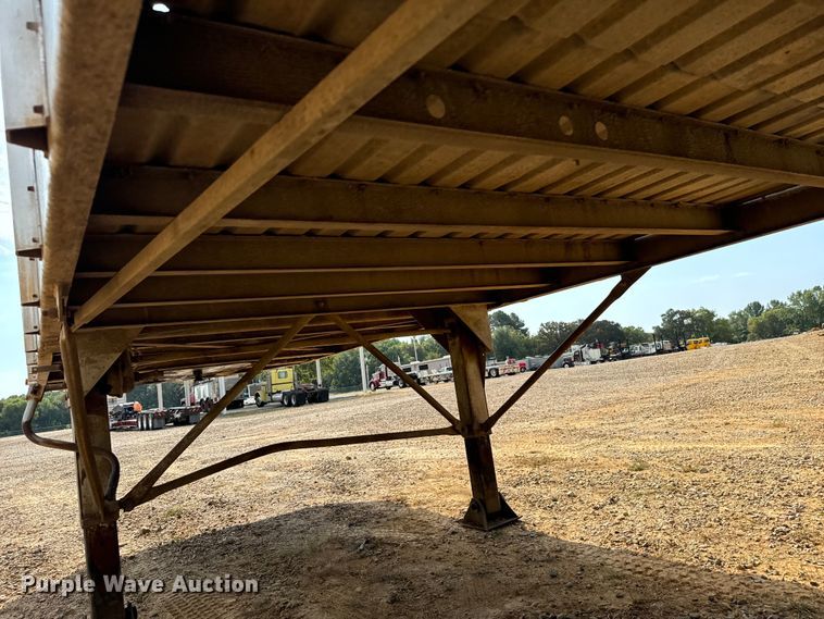 image for item NQ9755 1988 Peerless Refuse trailer