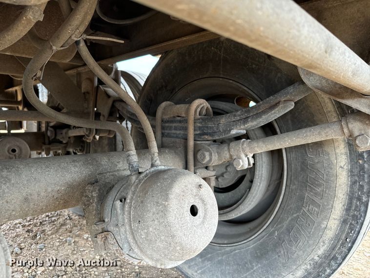 image for item NQ9755 1988 Peerless Refuse trailer