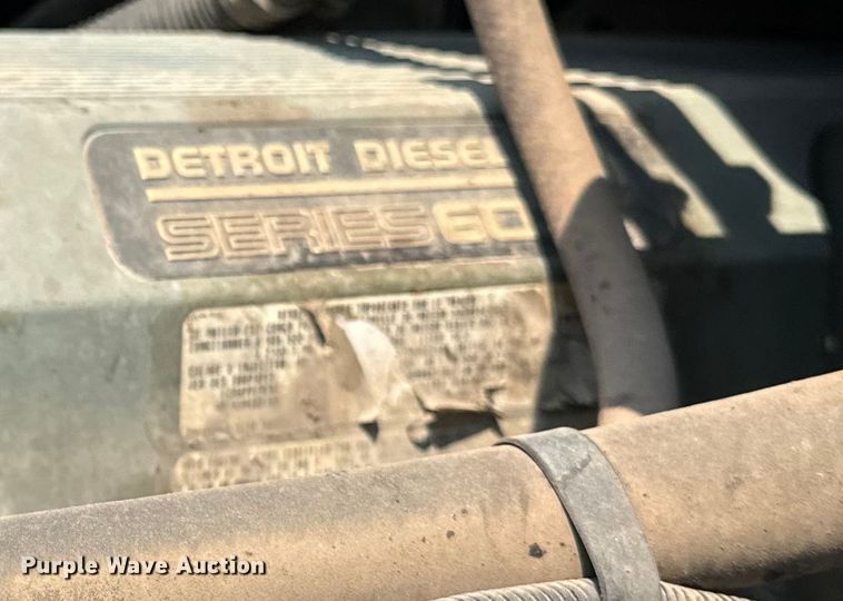 image for item OG9603 2005 Freightliner  Columbia semi truck