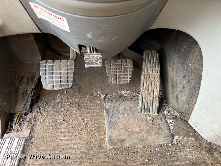 image for item OG9668 2009 Freightliner  Columbia  semi truck