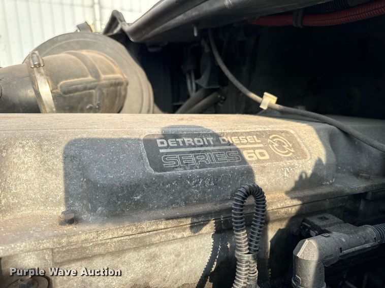 image for item OG9668 2009 Freightliner  Columbia  semi truck