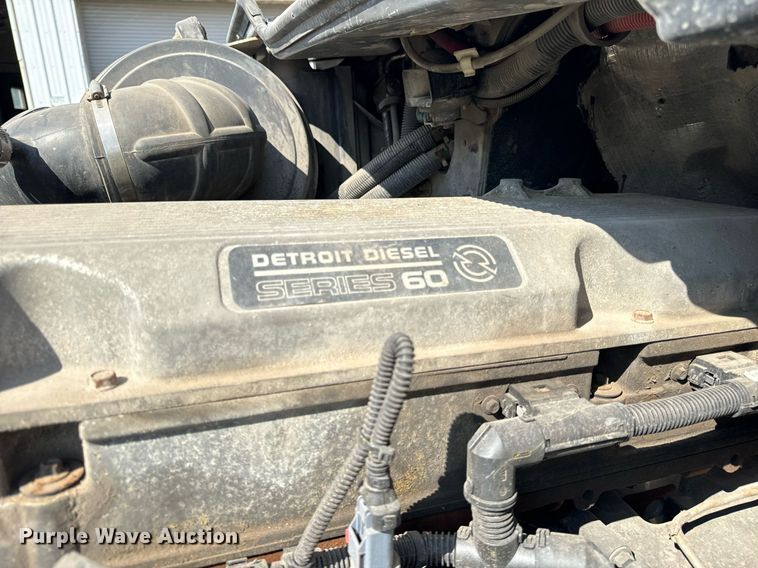 image for item OG9678 2009 Freightliner  Columbia  semi truck