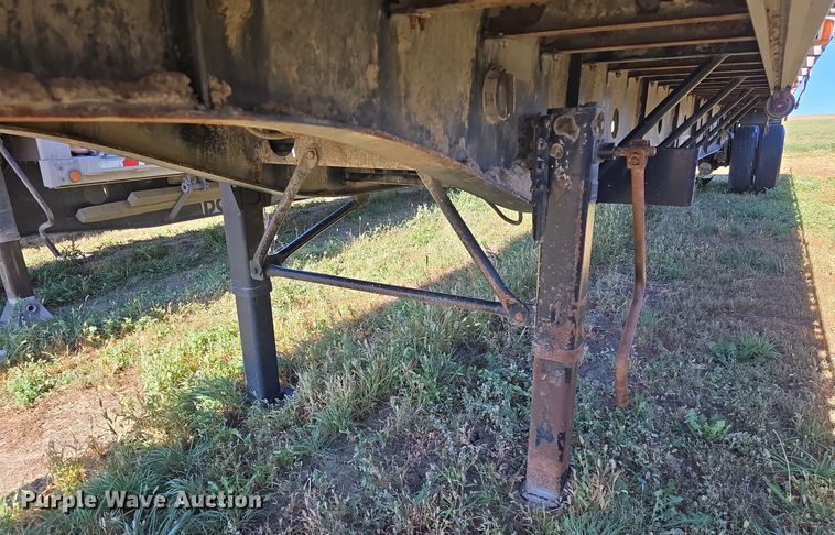 image for item OH9794 2007 Transcraft Eagle II flatbed trailer