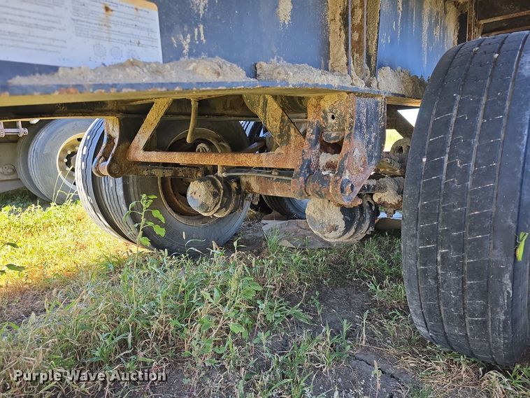 image for item OH9794 2007 Transcraft Eagle II flatbed trailer