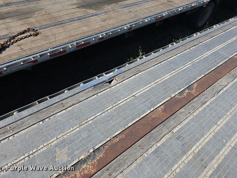 image for item OH9794 2007 Transcraft Eagle II flatbed trailer