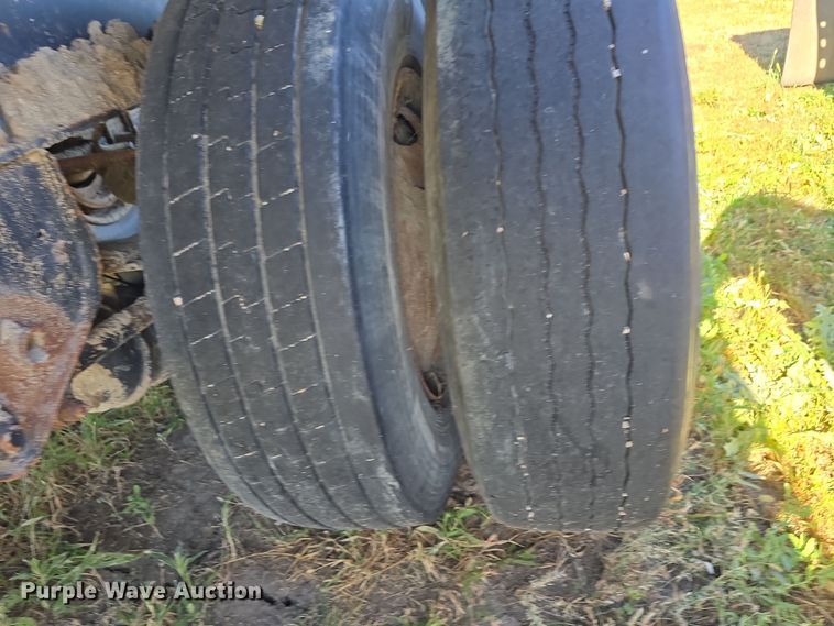 image for item OH9794 2007 Transcraft Eagle II flatbed trailer