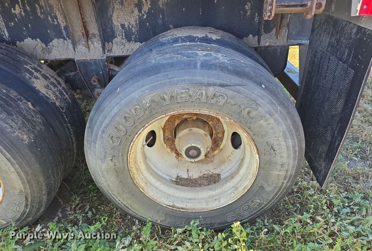 image for item OH9794 2007 Transcraft Eagle II flatbed trailer