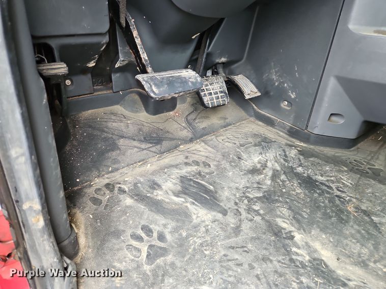 image for item OJ9867 2012 Mack CXU613 semi truck