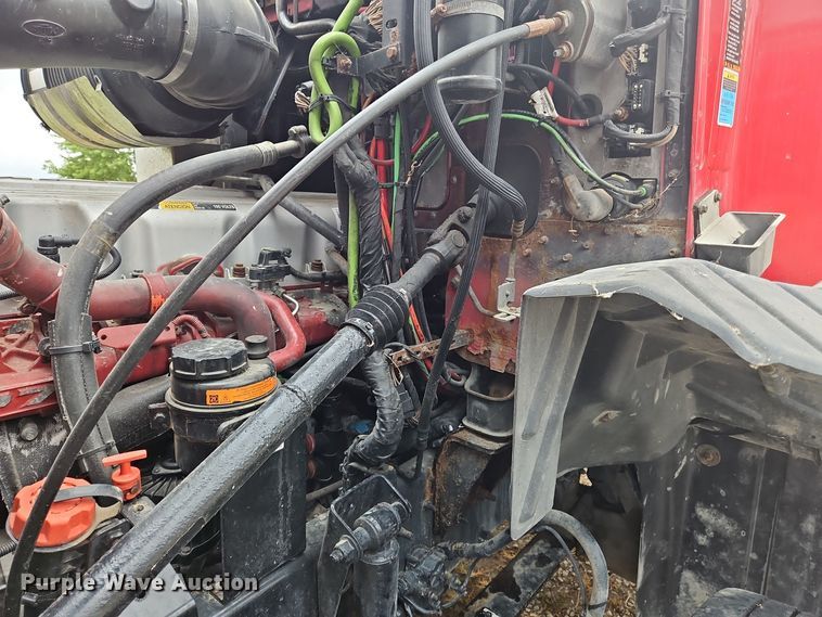 image for item OJ9867 2012 Mack CXU613 semi truck