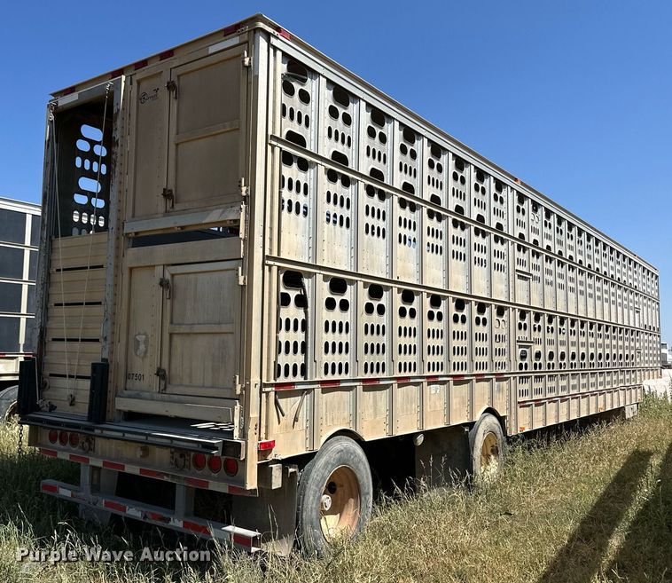 image for item OM9723 2008 Barrett livestock trailer