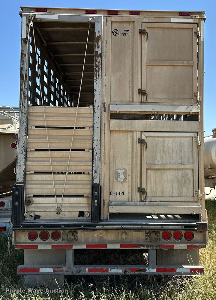 image for item OM9723 2008 Barrett livestock trailer