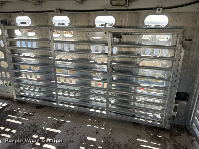 image for item OM9723 2008 Barrett livestock trailer