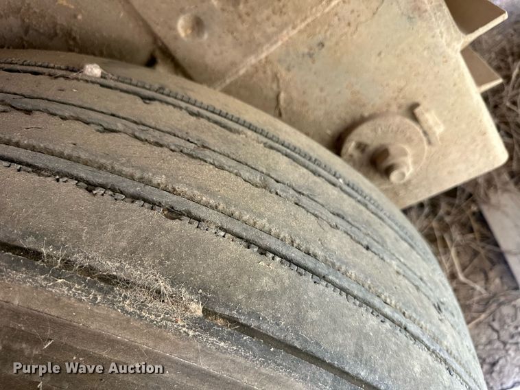 image for item OM9723 2008 Barrett livestock trailer