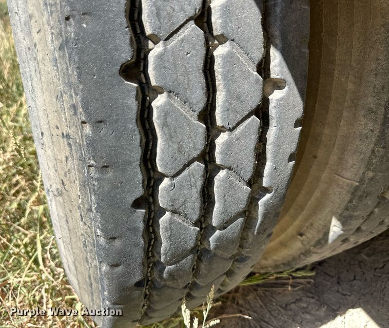 image for item OM9723 2008 Barrett livestock trailer