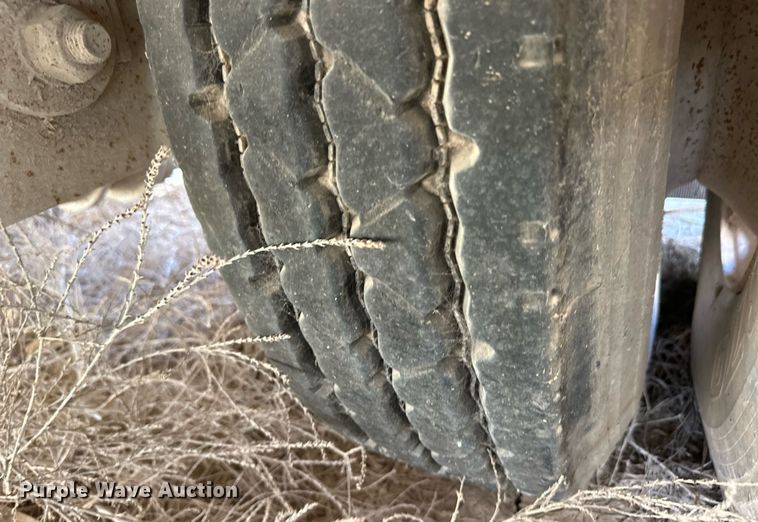 image for item OM9723 2008 Barrett livestock trailer