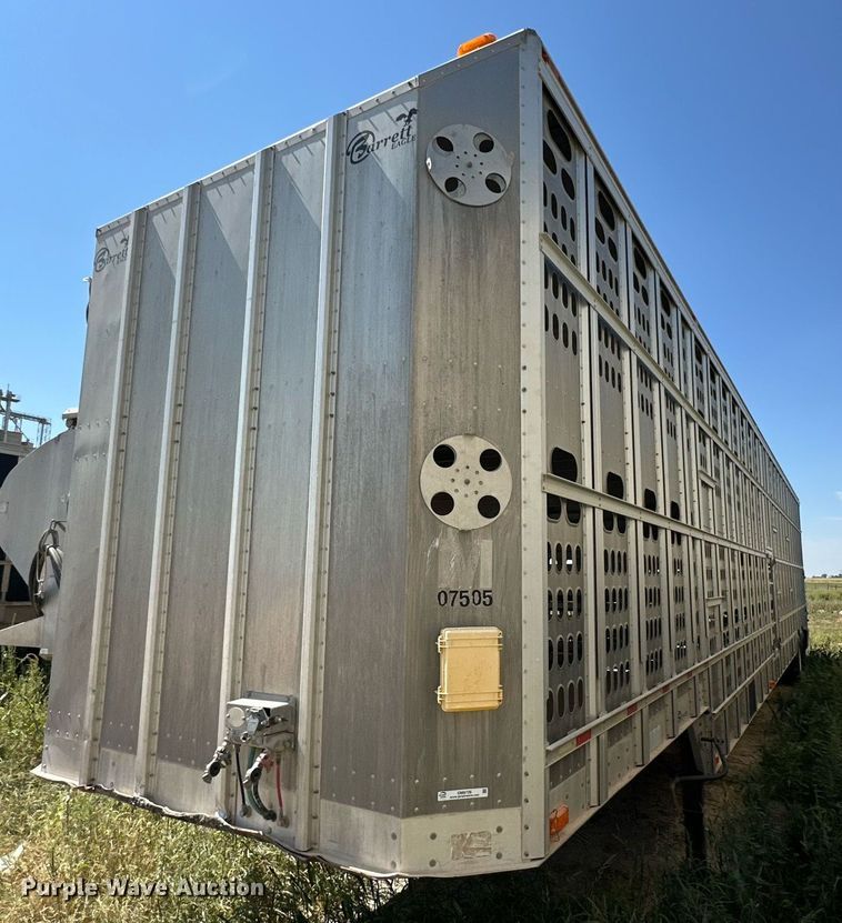 image for item OM9726 2009 Barrett livestock trailer