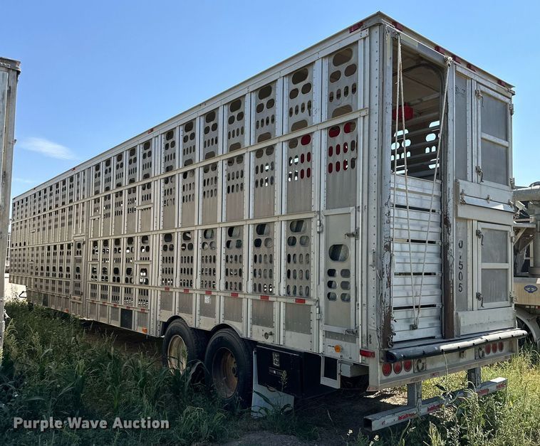 image for item OM9726 2009 Barrett livestock trailer