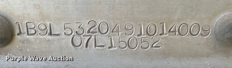 image for item OM9727 2009 Barrett livestock trailer