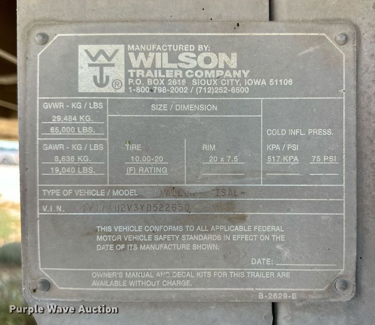 image for item OM9729 2000 Wilson livestock trailer