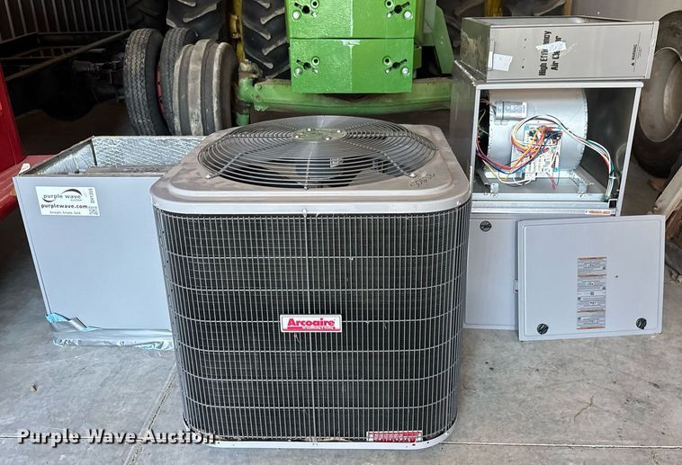 image for item DH1355 AC / heat unit
