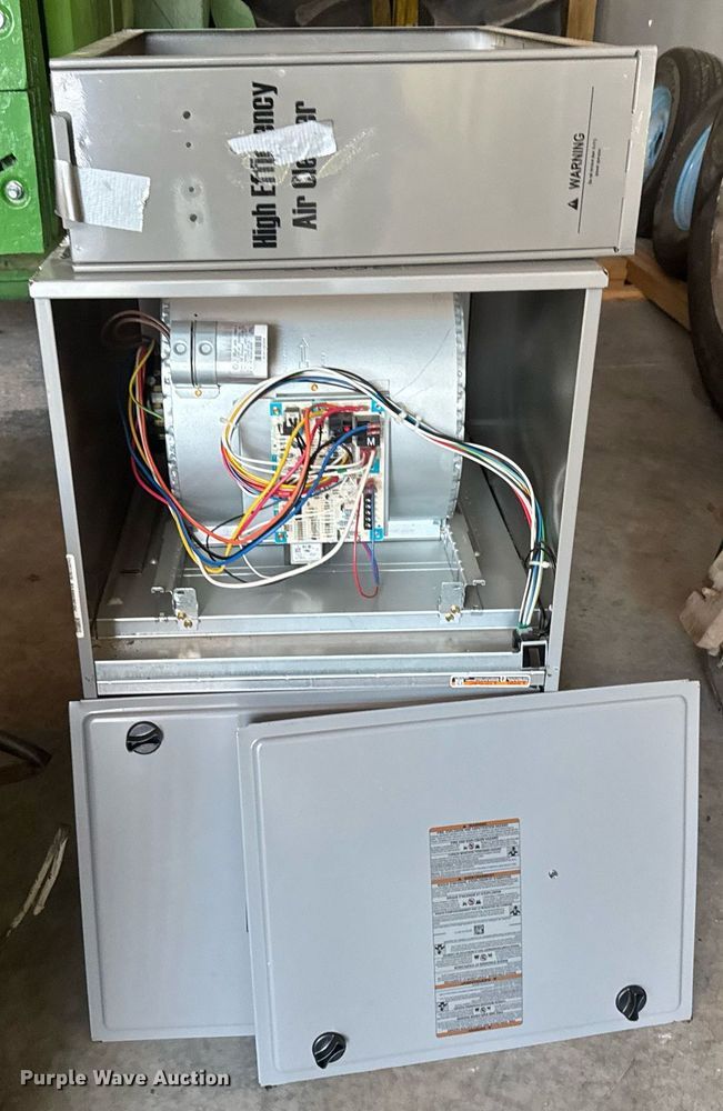 image for item DH1355 AC / heat unit