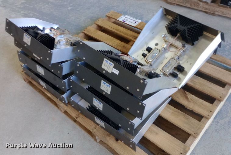 image for item DH1362 (11) Sinclair TC3212 transmit combiners