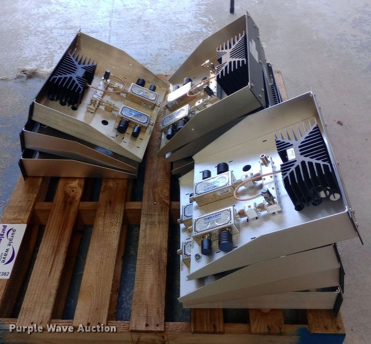 image for item DH1362 (11) Sinclair TC3212 transmit combiners