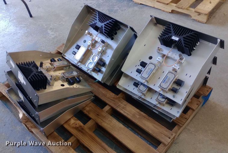 image for item DH1362 (11) Sinclair TC3212 transmit combiners