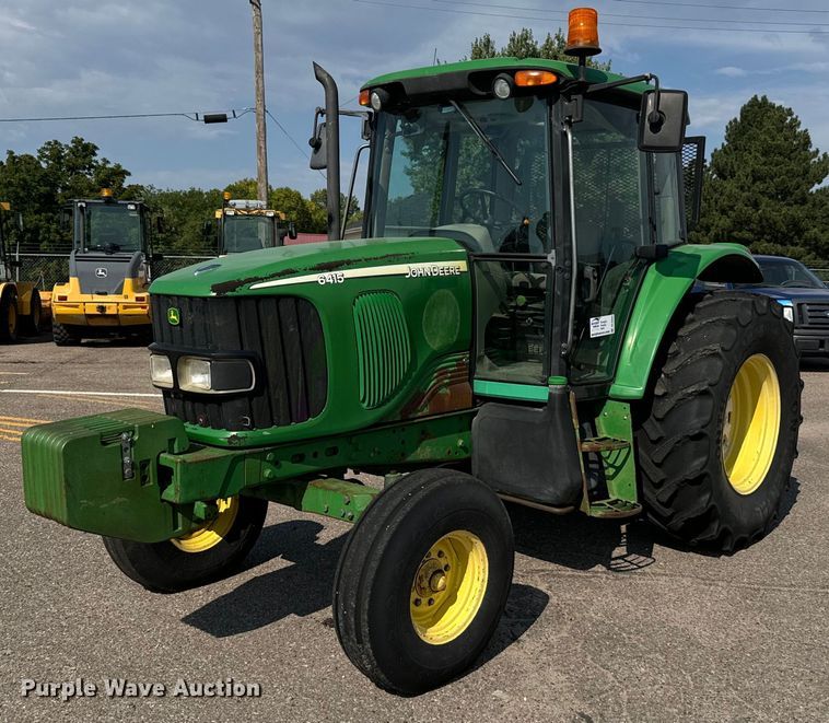 image for item DL0432 2004 John Deere 6415 tractor