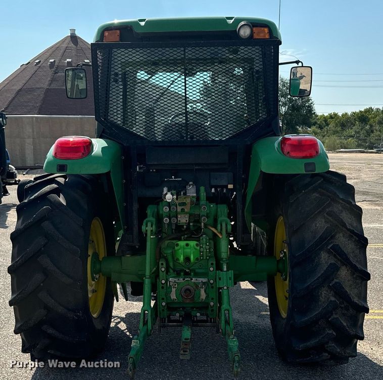 image for item DL0432 2004 John Deere 6415 tractor