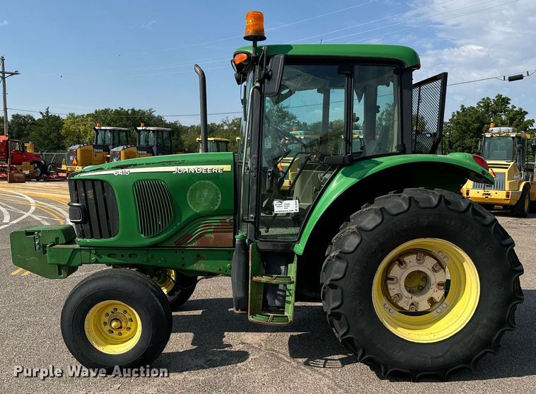 image for item DL0432 2004 John Deere 6415 tractor