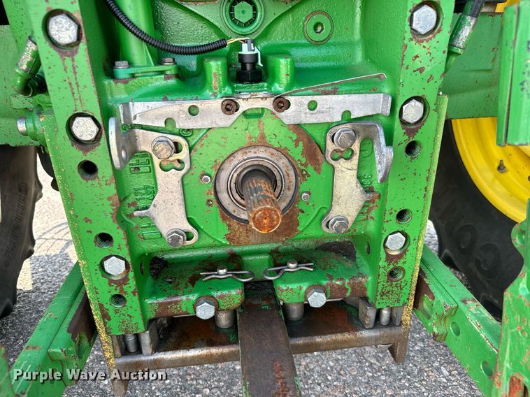 image for item DL0432 2004 John Deere 6415 tractor