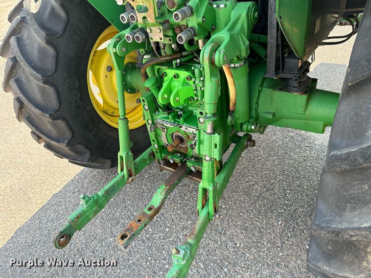 image for item DL0432 2004 John Deere 6415 tractor